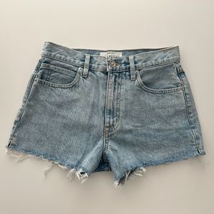 FARRAH SHORT IN TIME WORN